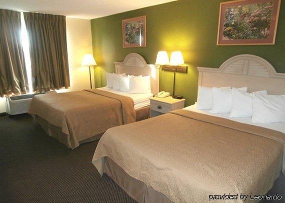 Quality Inn Merriam Kansas Esterno foto