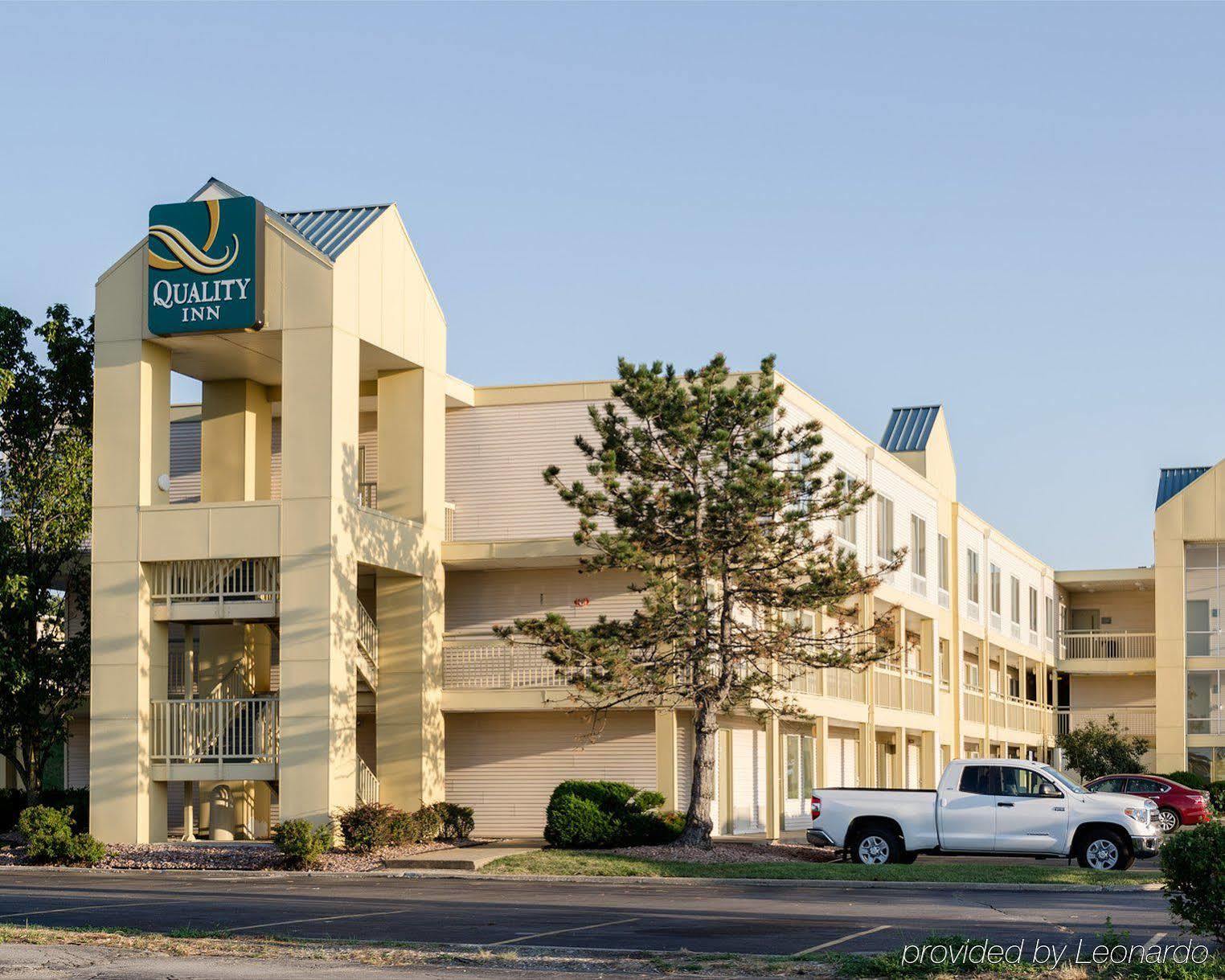 Quality Inn Merriam Kansas Esterno foto